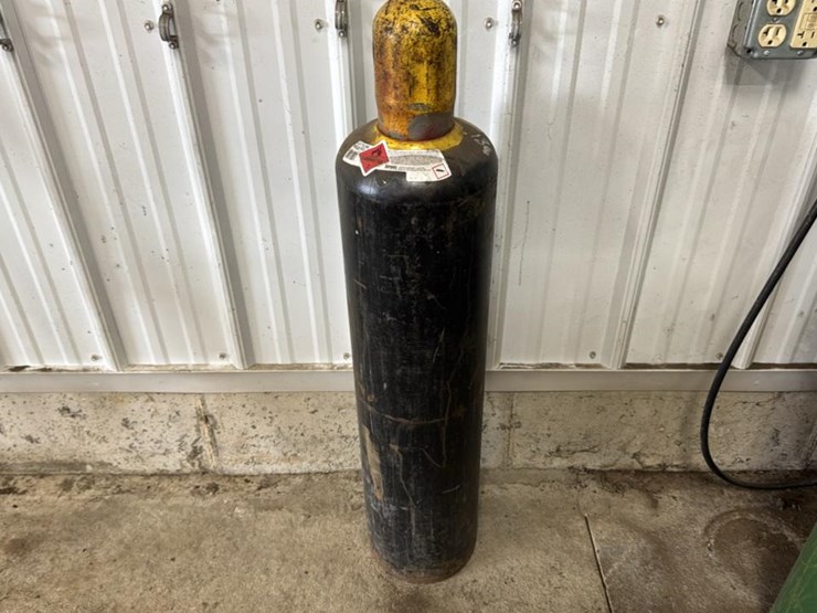 #130-•-acetylene-tank-image-1