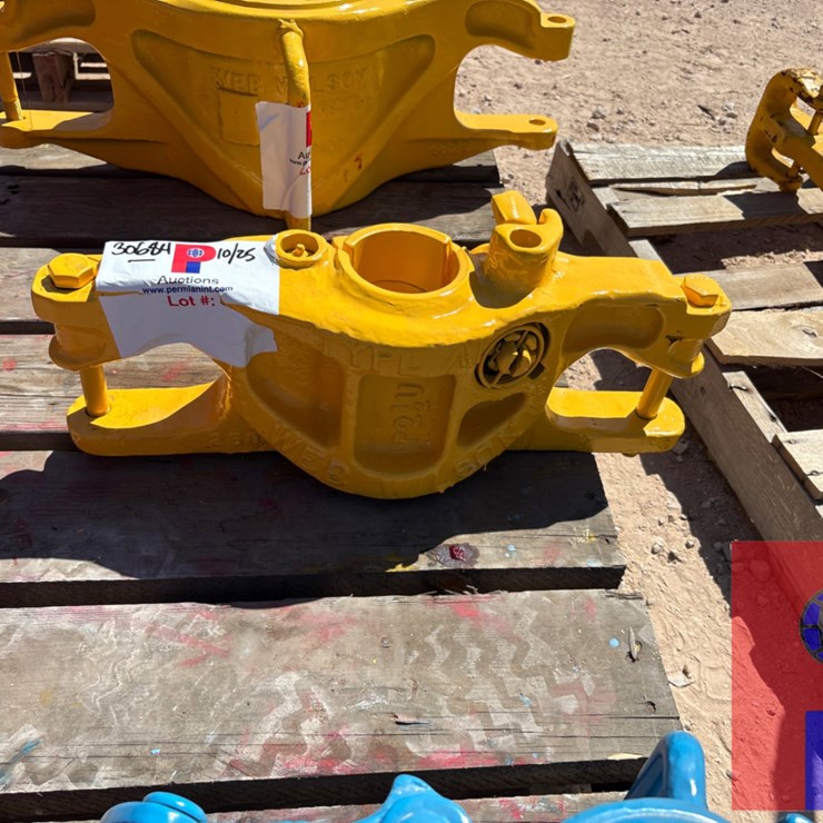 WEB WILSON 2-7/8” TYPE AT 100-TON SIDE DOOR ELEVATOR