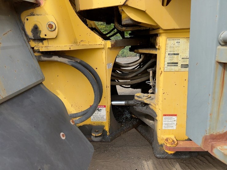 1999-komatsu-wa380-3mc-image-17
