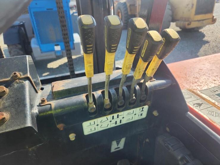 #5101-•-2015-palfinger-gt55e-forklift-image-24