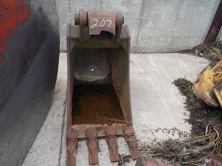 #207-•-excavator-bucket-image-1