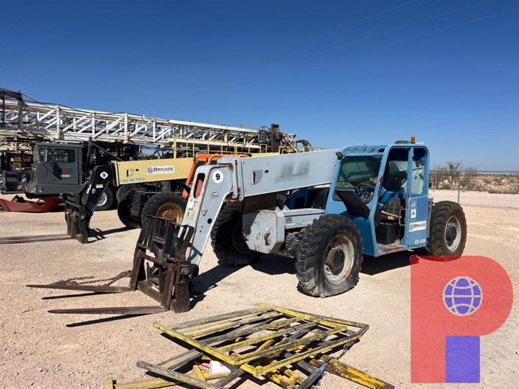 2007-jlg-g9-43a-image-2