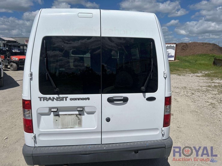 2010-ford-transit-connect-image-22
