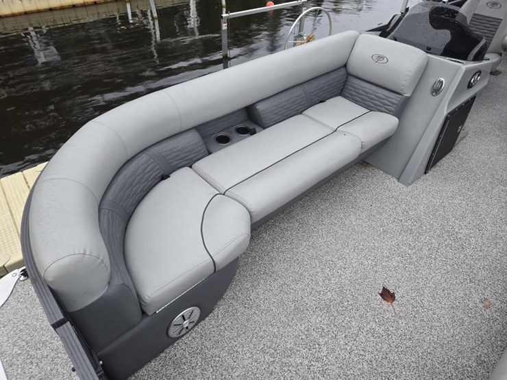 #1225-•-montego-bay-8522-pontoon-boat-image-6