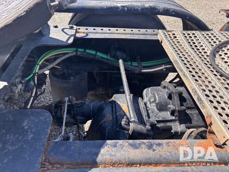 2004-sterling-day-cab-truck-(gp11427,-unit-31350)-image-40