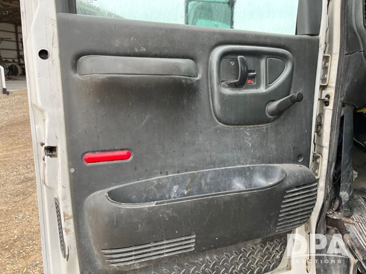2005-chevrolet-c8500-cab/chassis-(jn0785,-unit-98847)-image-49