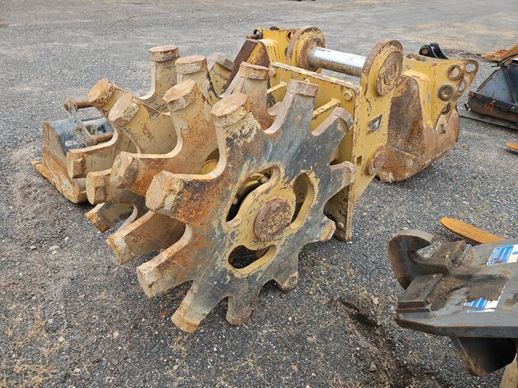 rockland-30"-padfoot-compactor-wheel-image-2