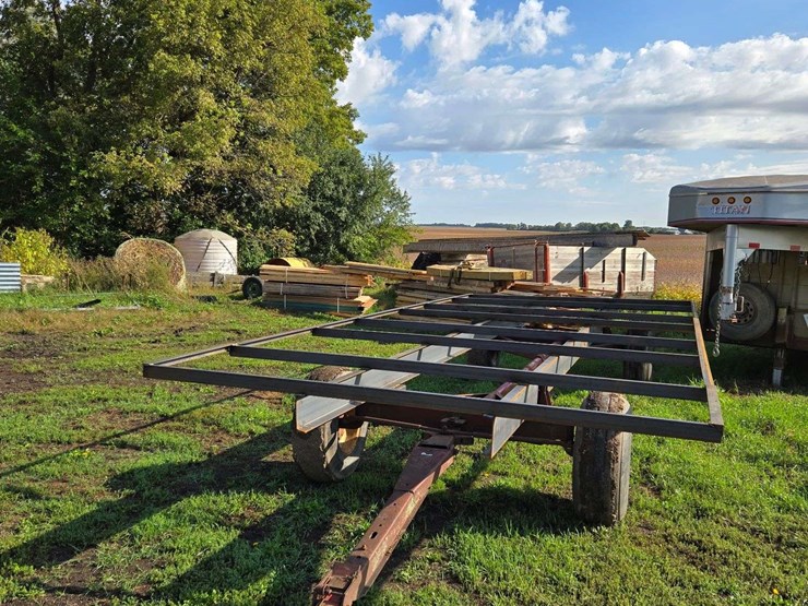 10’-x-24’-bale-trailer,-12-ton-running-gear,-front-end-was-gone-through-and-trails-at-40-mph-per-sel-image-1
