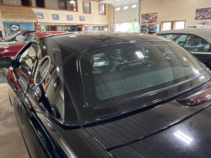 #1392-•-2003-ford-thunderbird-convertible-car-image-39