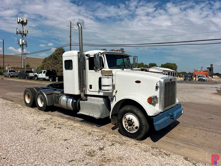2013-peterbilt-367-image-1