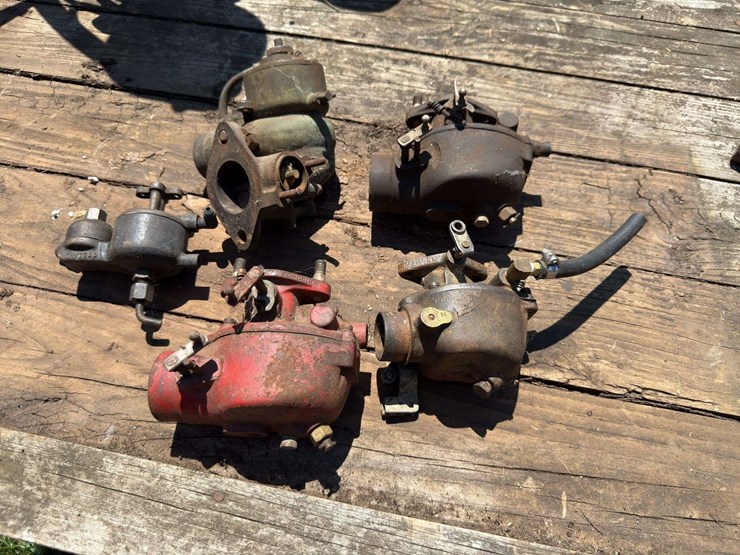 carburetor-assortment-image-1