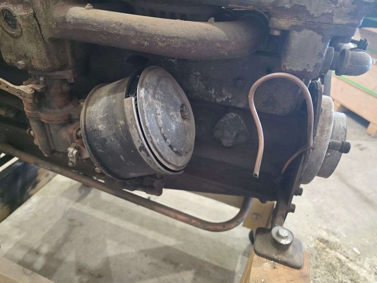 late-model-pontiac-inline-8-engine-converted-to-marine-use-by-kermath,-loose-and-in-excellent-condit-image-7
