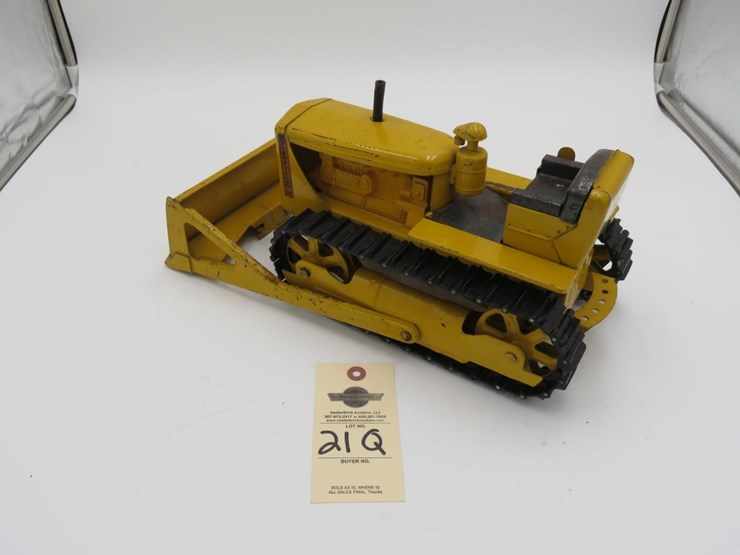 doepke-model-toys-v-6-caterpillar-dozer-toy-image-4