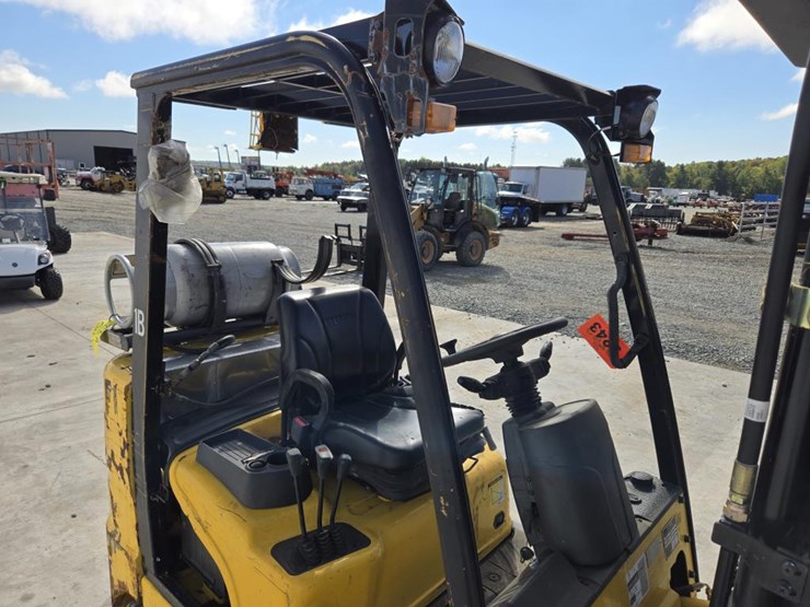 hyundai-25lc-7m-image-18