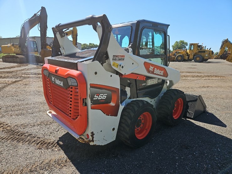 2021-bobcat-s66-image-5