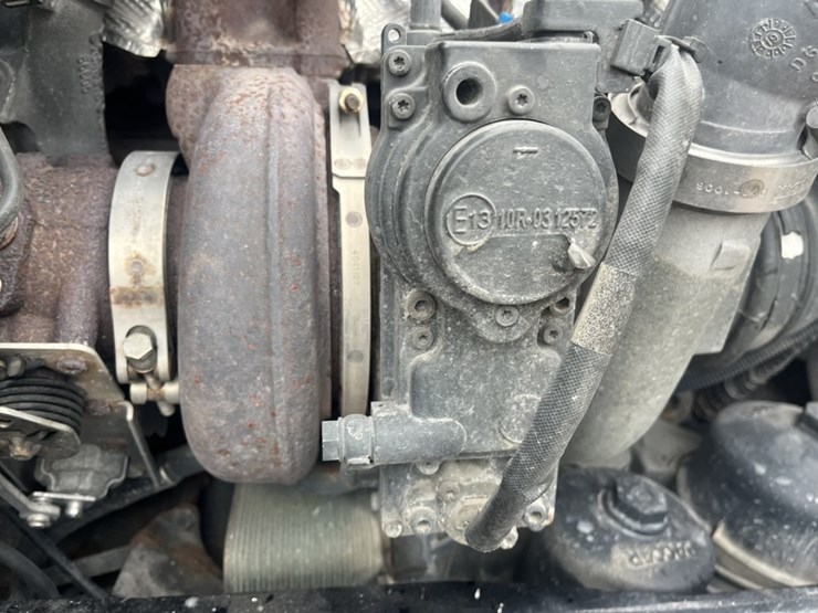 2020-kenworth-t680-image-36