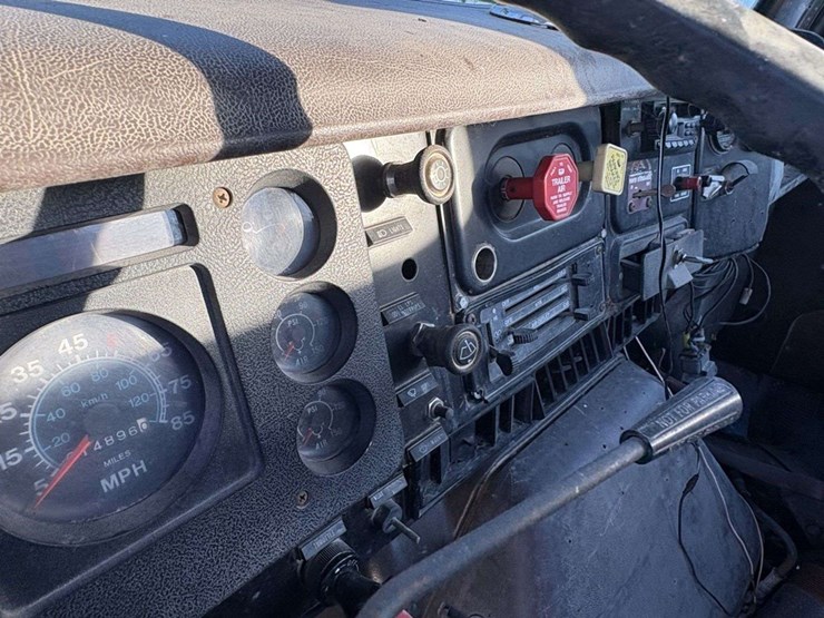 1989-international-350-image-27