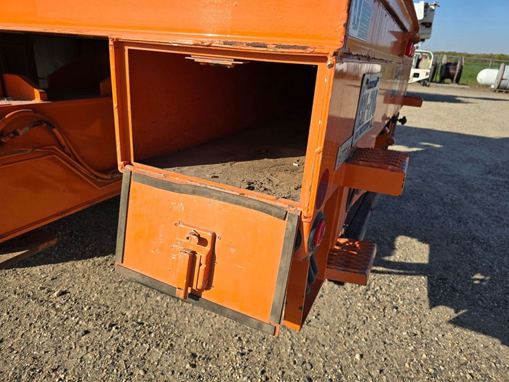 2006-international-durastar-4400-image-56