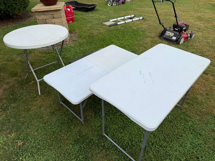 (4)-camping-tables,-buying-all-for-one-money-image-1