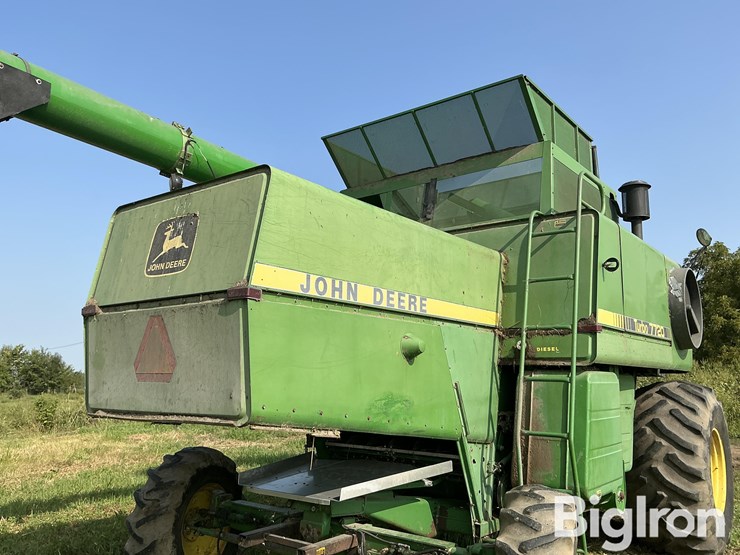 1982-john-deere-7720-image-13