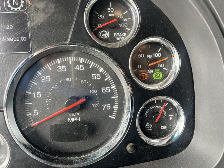 2020-kenworth-t680-image-120