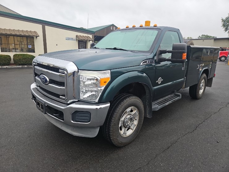 2011-ford-f350-xlt-image-1