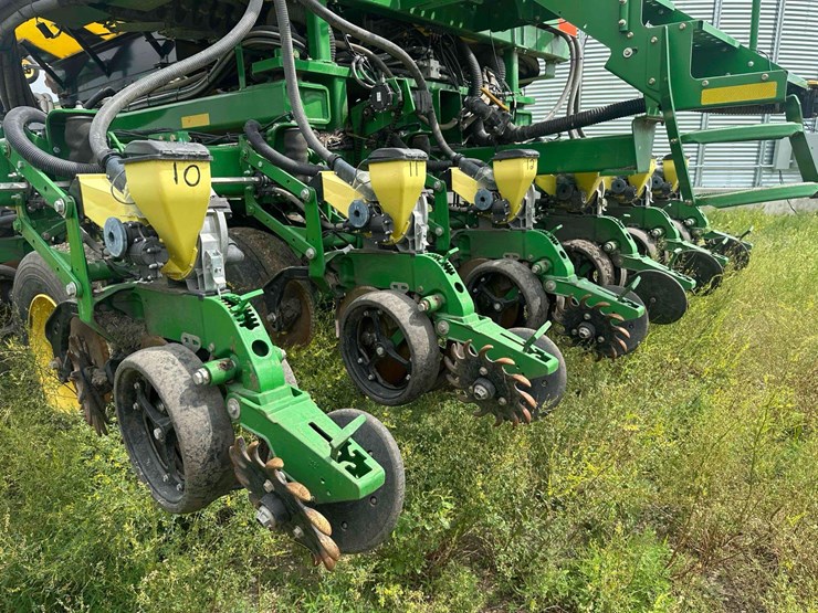 john-deere-db60-image-8