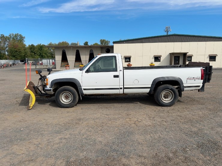 2000-gmc-sierra-2500-image-2