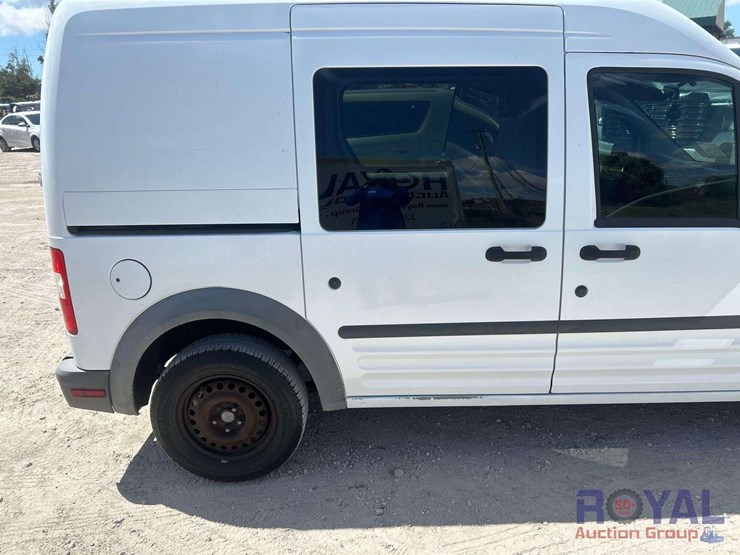 2010-ford-transit-connect-image-20