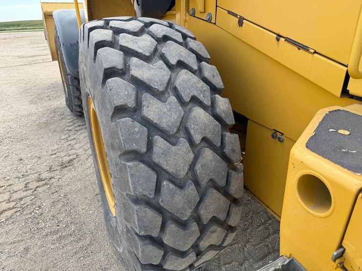 deere-624k-image-15
