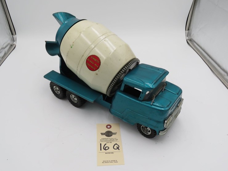 1950's-structo-ready-concrete-mixer-image-1