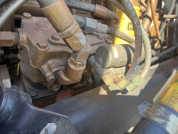 1996-freightliner-fl80-image-16
