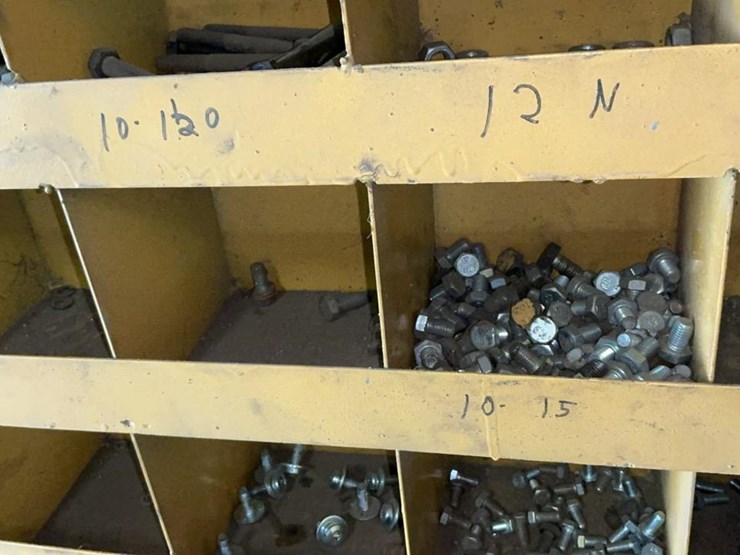 #122-•-nuts-and-bolts-racks-image-16