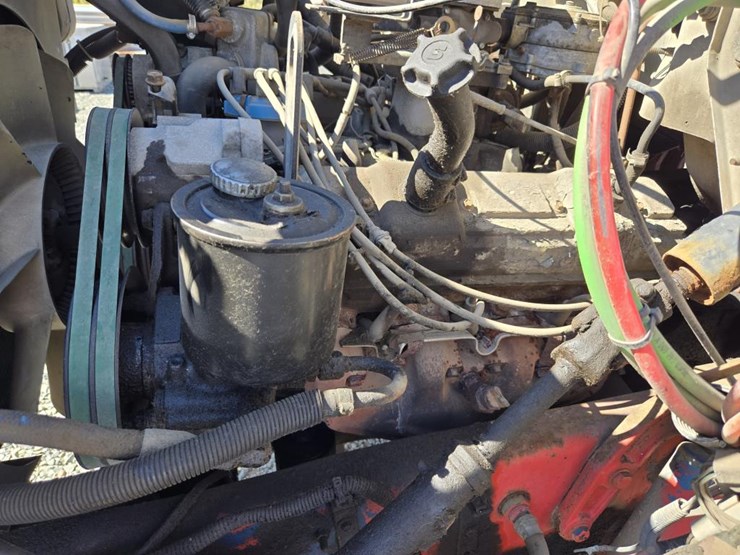 1994-ford-f700-image-44