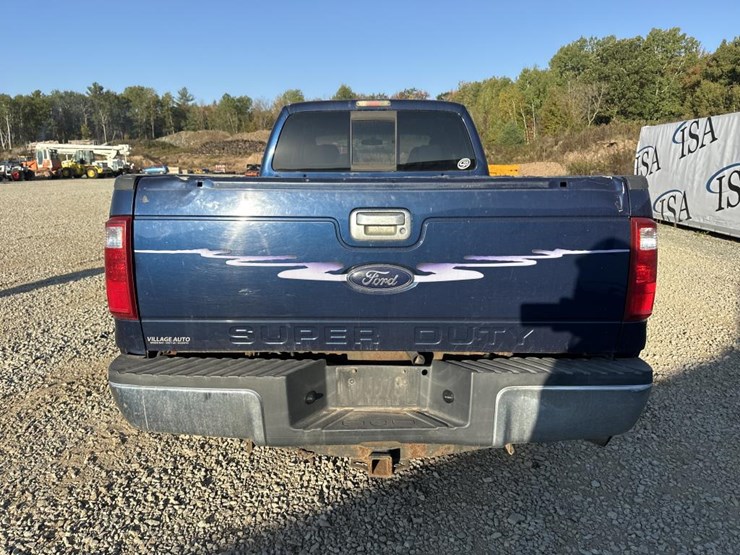 2010-ford-f250-xlt-image-4