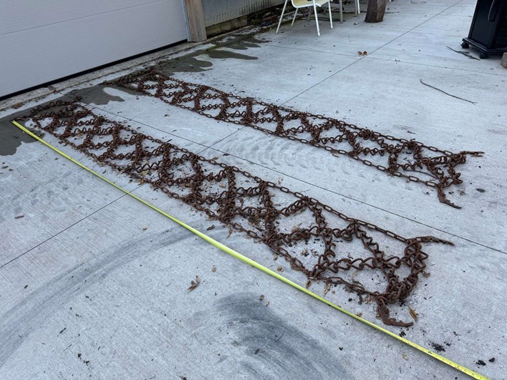 set-of-tractor-chains,-unsure-of-the-size-image-1
