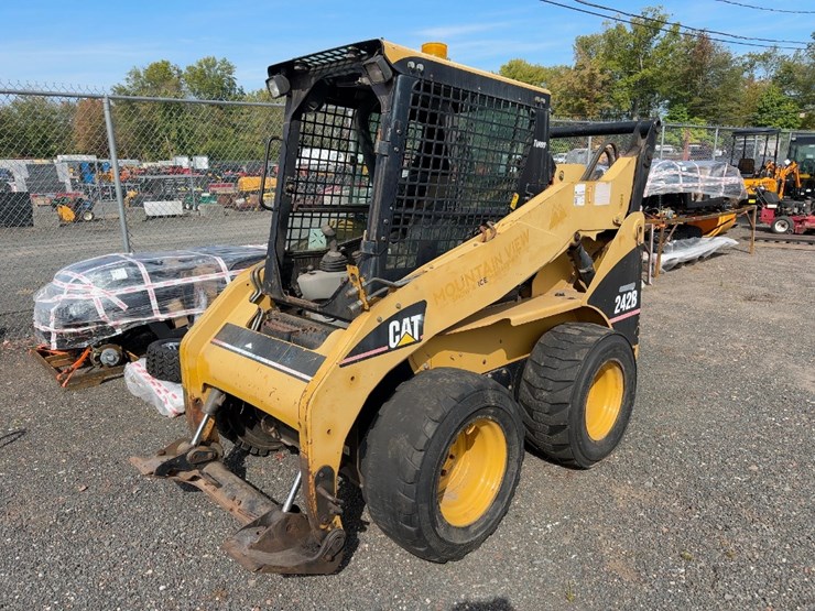 2004-caterpillar-242b-image-1
