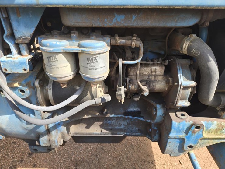 ford-4000-image-10
