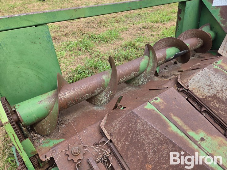 john-deere-344-image-14