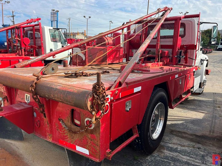 2016-international-durastar-4300-image-5