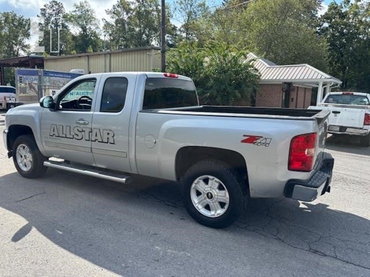 2013-chevrolet-silverado-1500-lt-image-7