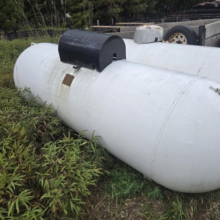 #2836 • 500 Gallon LP Tank