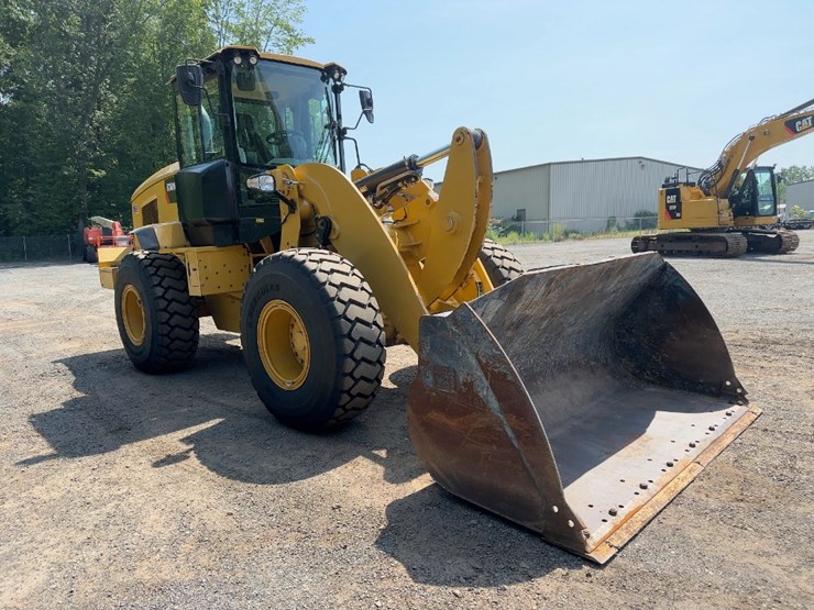 2016-caterpillar-938m-image-7