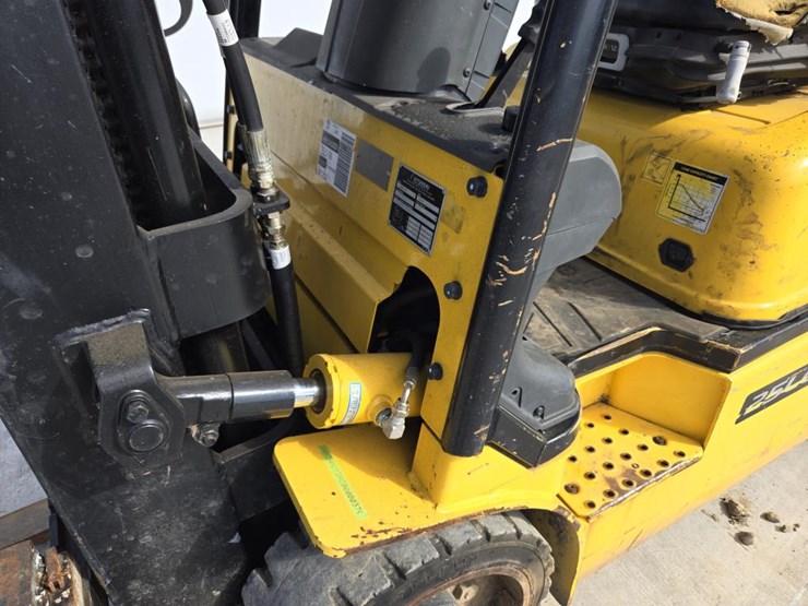 hyundai-25lc-7m-image-16