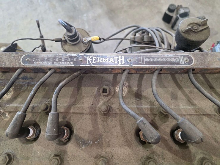 late-model-pontiac-inline-8-engine-converted-to-marine-use-by-kermath,-loose-and-in-excellent-condit-image-12