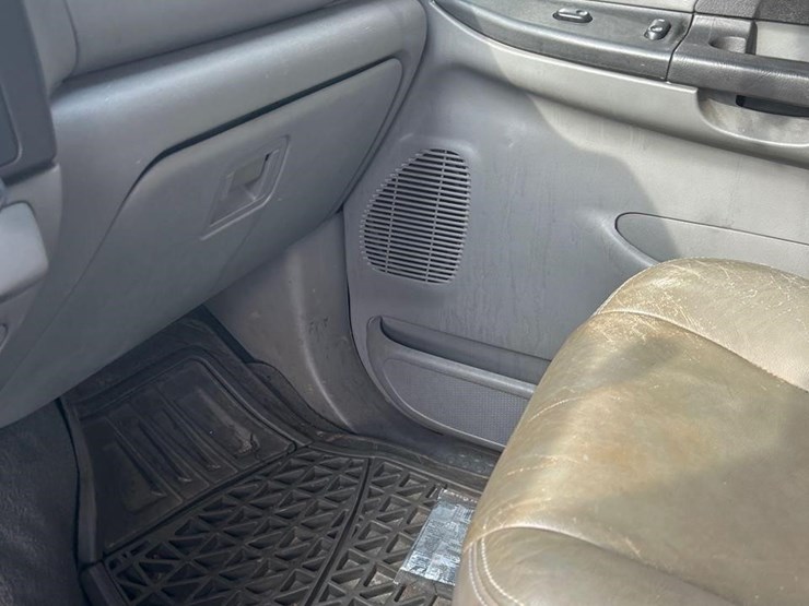 2006-ford-f250-sd-xlt-image-27