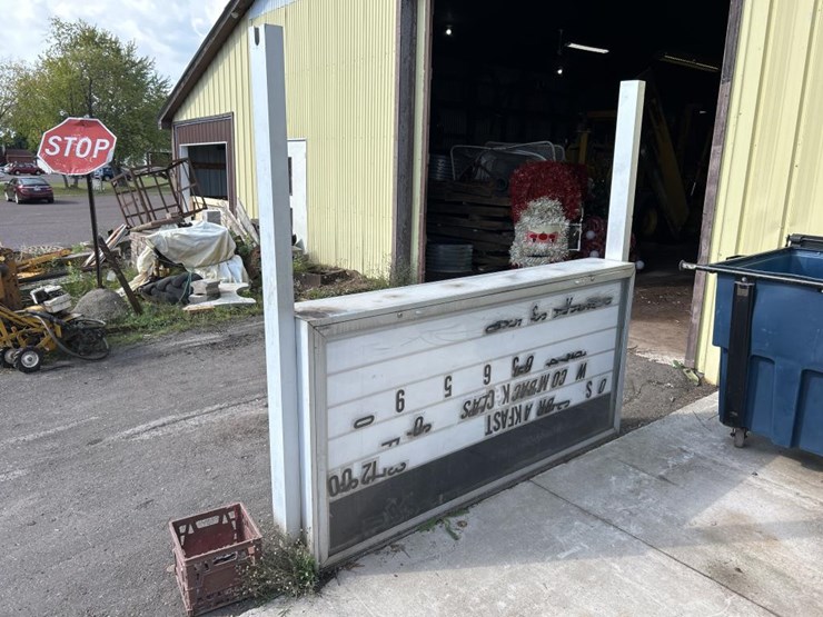 #2819-•-approx.-8‘-letter-board-sign-image-3