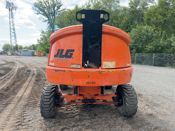 2016-jlg-460sj-image-4