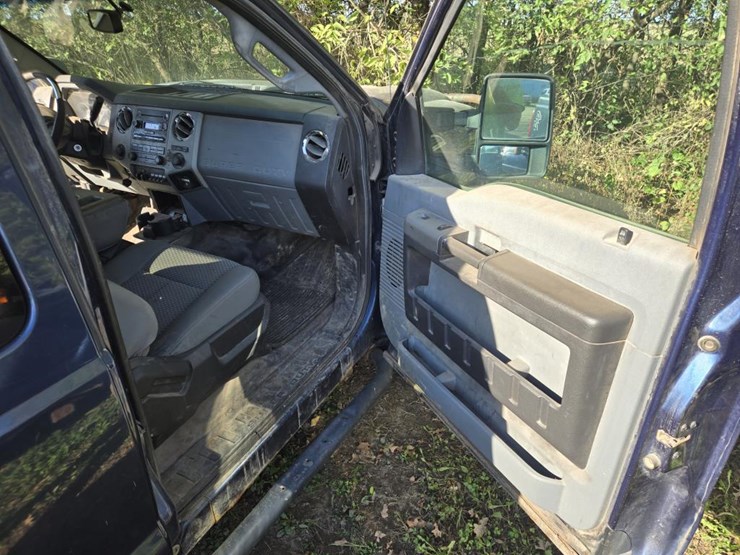 2014-ford-f250-image-29