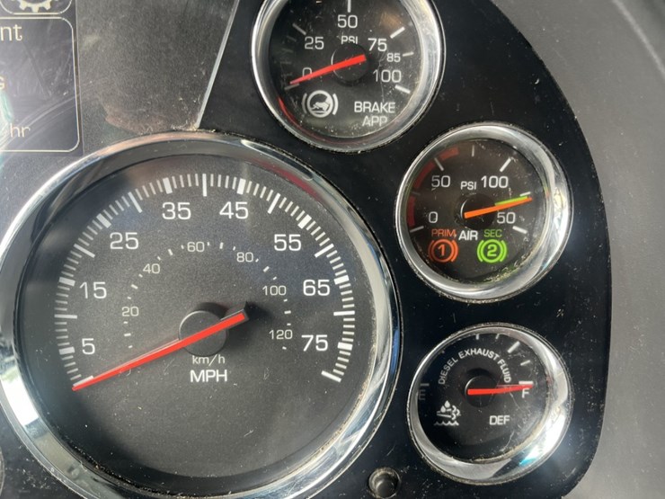 2020-kenworth-t680-image-80